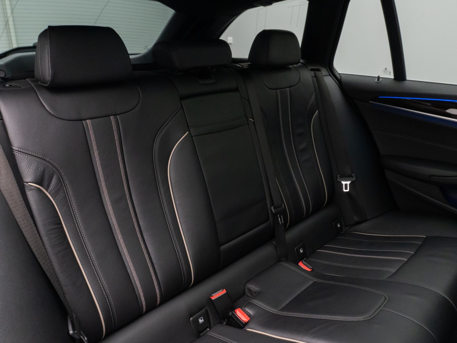 Fahrzeugabbildung BMW 540i xD Luxury Line Panorama Kamera HUD DAB H/K