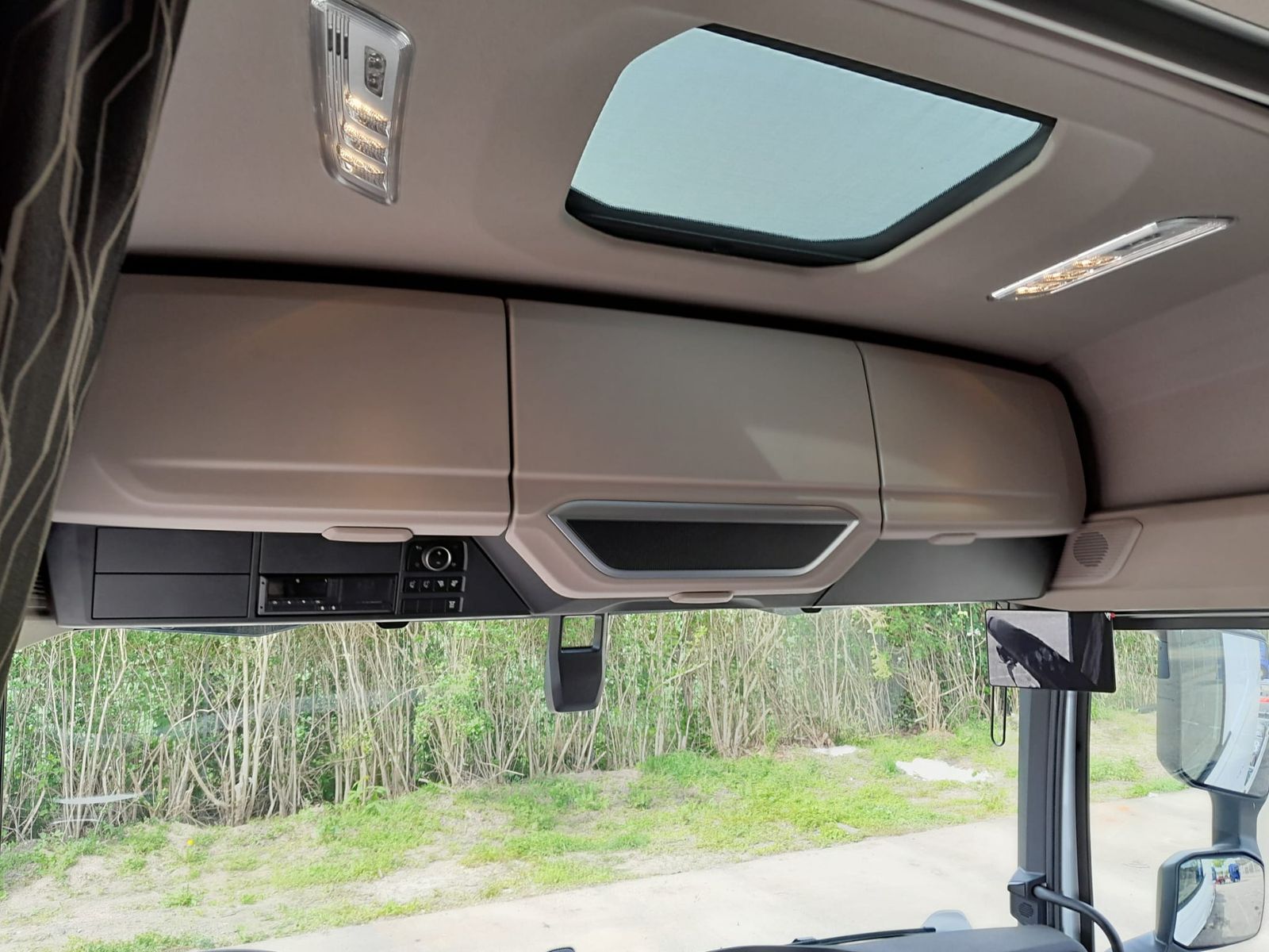 Fahrzeugabbildung DAF FAN XG 480 Multiwechsler 1120-1320