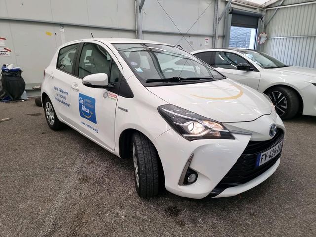 Toyota Yaris 1.5 VVT-i Hybrid Navi,Kamera,KlimaAuto