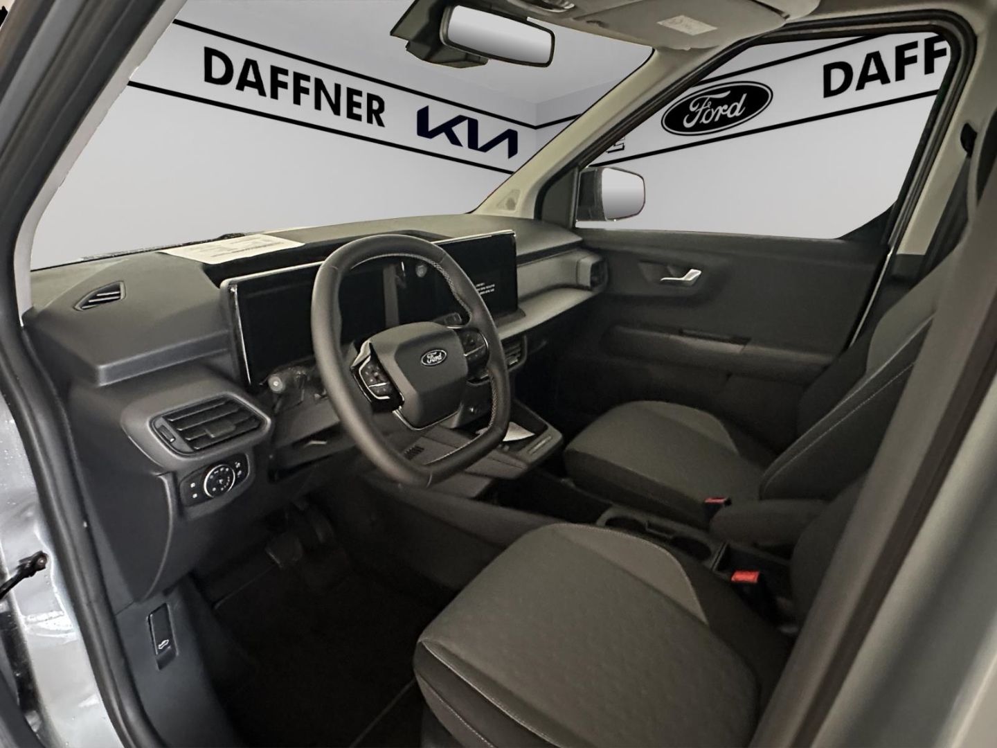 Fahrzeugabbildung Ford Tourneo Courier BEV Titanium Navi ACC Klimaautom