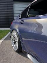 BMW M3 Individual Schalter Limousine M Performance - BMW M3: Violett