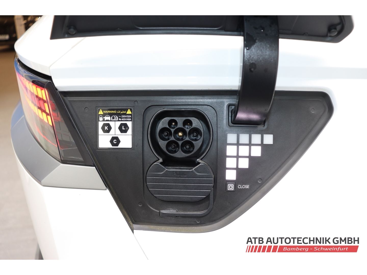 Fahrzeugabbildung Hyundai IONIQ 5 77,4 kWh 98,3% SOH 2WD Navi LED Apple Ca