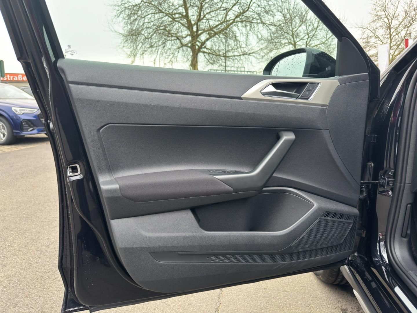 Fahrzeugabbildung Volkswagen Taigo MOVE MOVE 1.5l TSI-DSG,Kamera,SH,AHK,LED,C