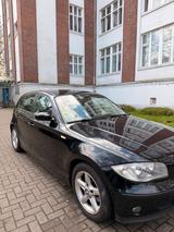 BMW 1er 116i  Zu verkaufen - BMW 116: Geländewagen