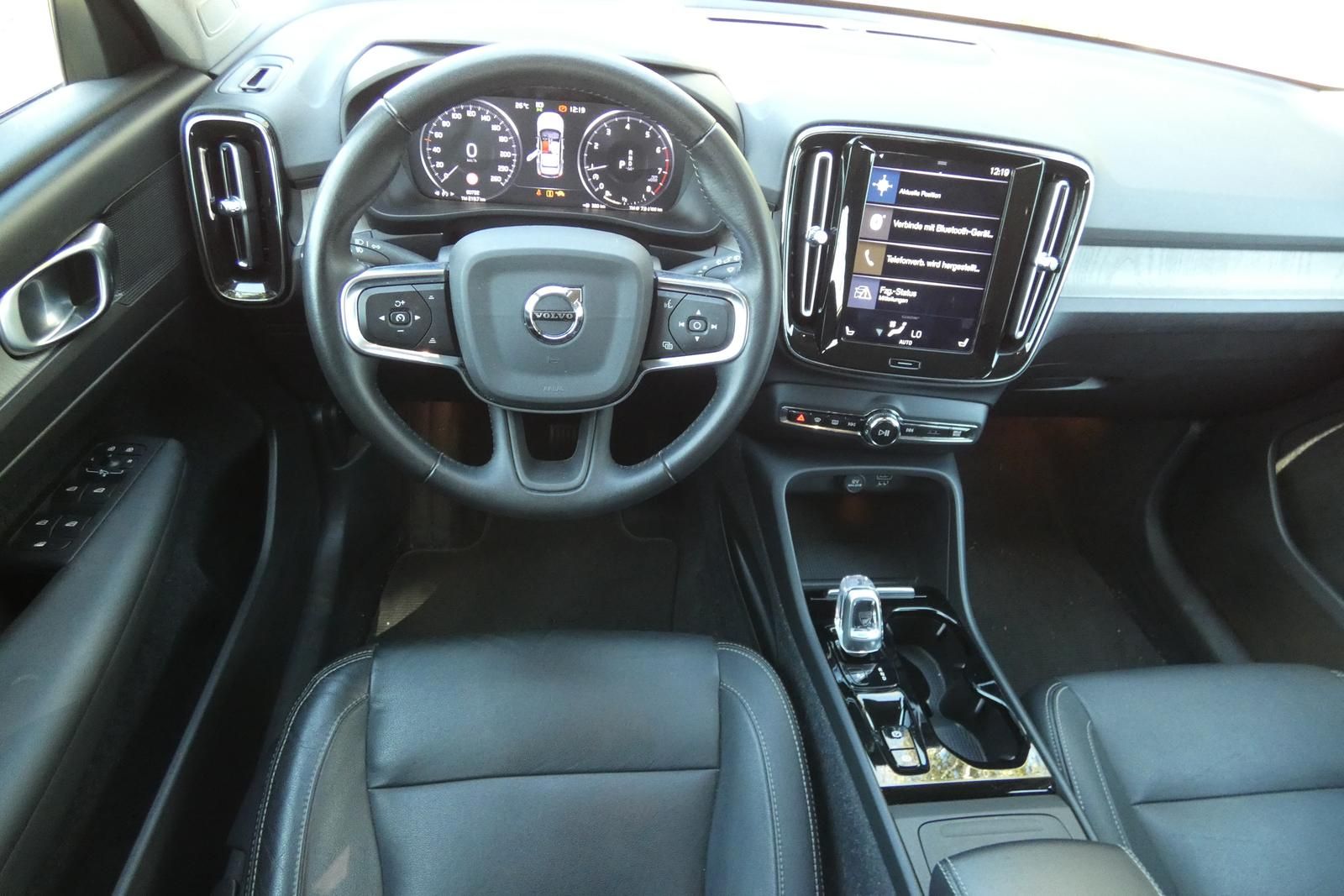 Volvo XC40 T3 Inscription #LEDER #DAB+ #AHZV #LED foto 12