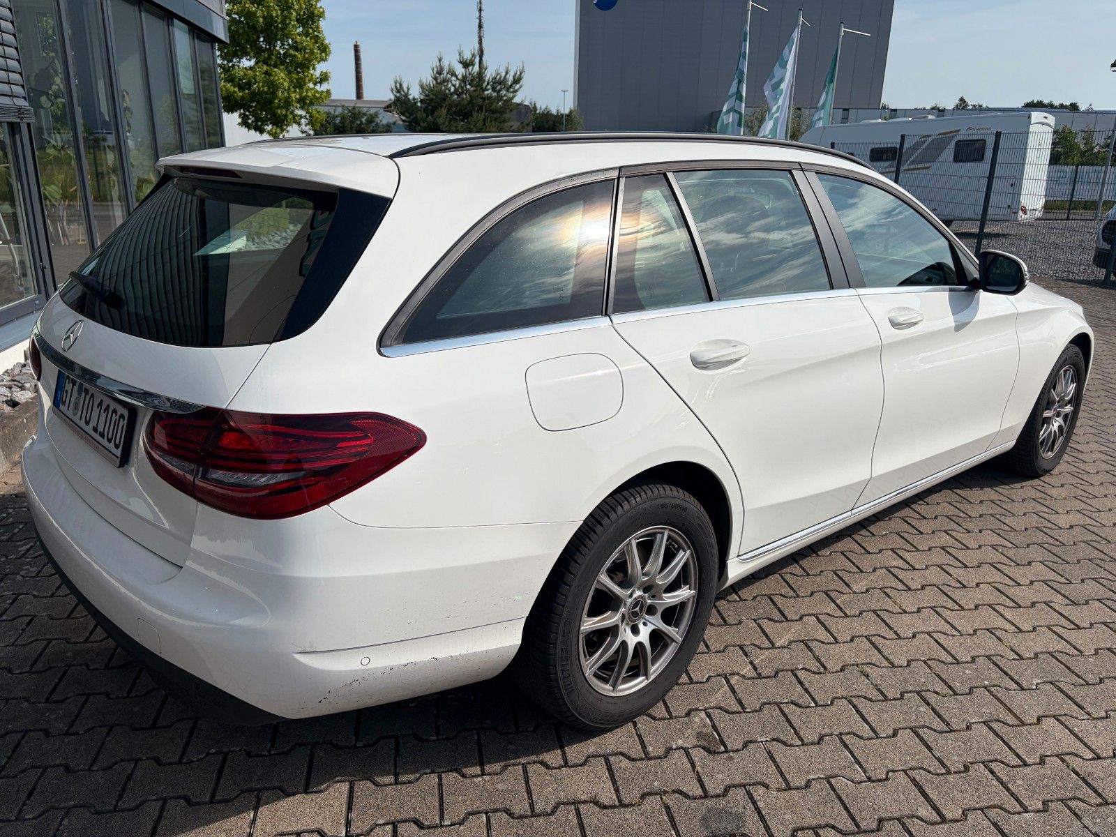 Fahrzeugabbildung Mercedes-Benz C 220 T CDI