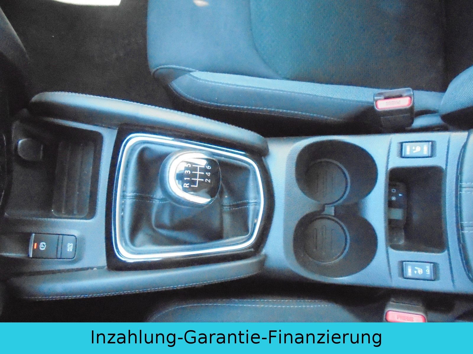 Fahrzeugabbildung Nissan Qashqai N-Connecta 4x4/Panorama/Kamera/Navi /SHZ