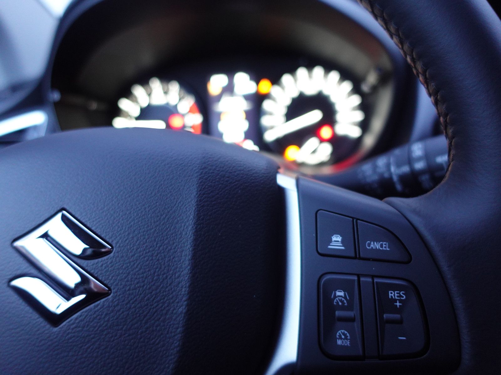 Fahrzeugabbildung Suzuki S-Cross 1.4 Hybrid Comfort,Navi,Kamera,Sitzhzg