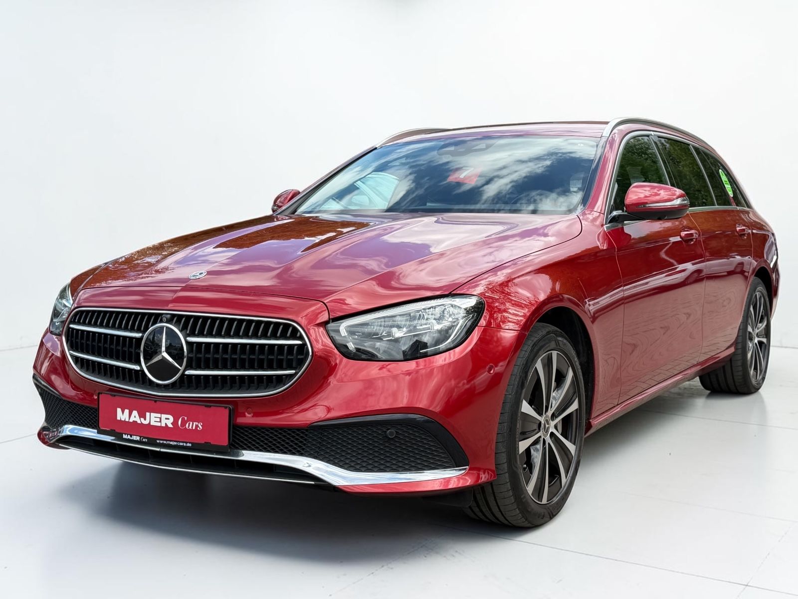 Mercedes-Benz E 300de T BURMESTER*360°ACC*LED*APPLECAR*AMBIENT imagem 3