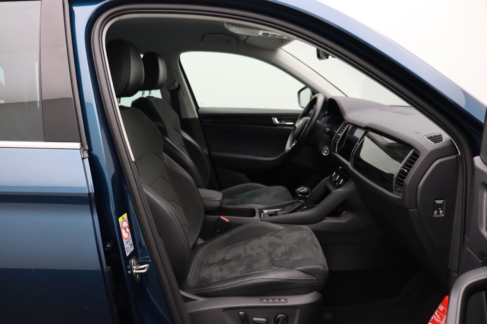 Fahrzeugabbildung SKODA Kodiaq 2.0 AHK LED DSG Teilleder ACC