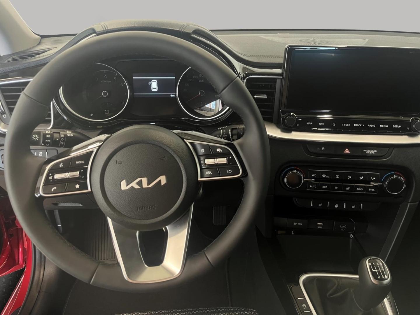 Kia Ceed_sw Vision Kamera Tempomat Navigation DAB