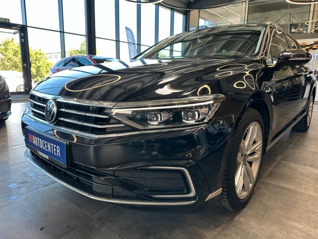 Volkswagen Passat GTE *Keyless*SitzHZ(VH)*3-Zonen*Massage*