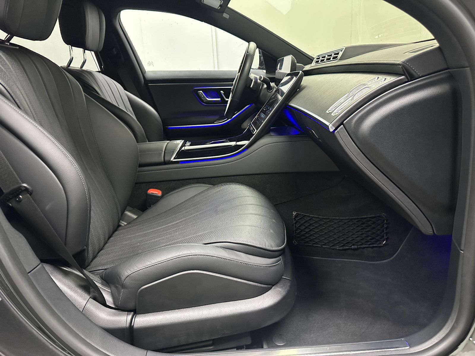 Fahrzeugabbildung Mercedes-Benz S 580 e *HEADUP*HA LENKUNG*SITZKLIMA*