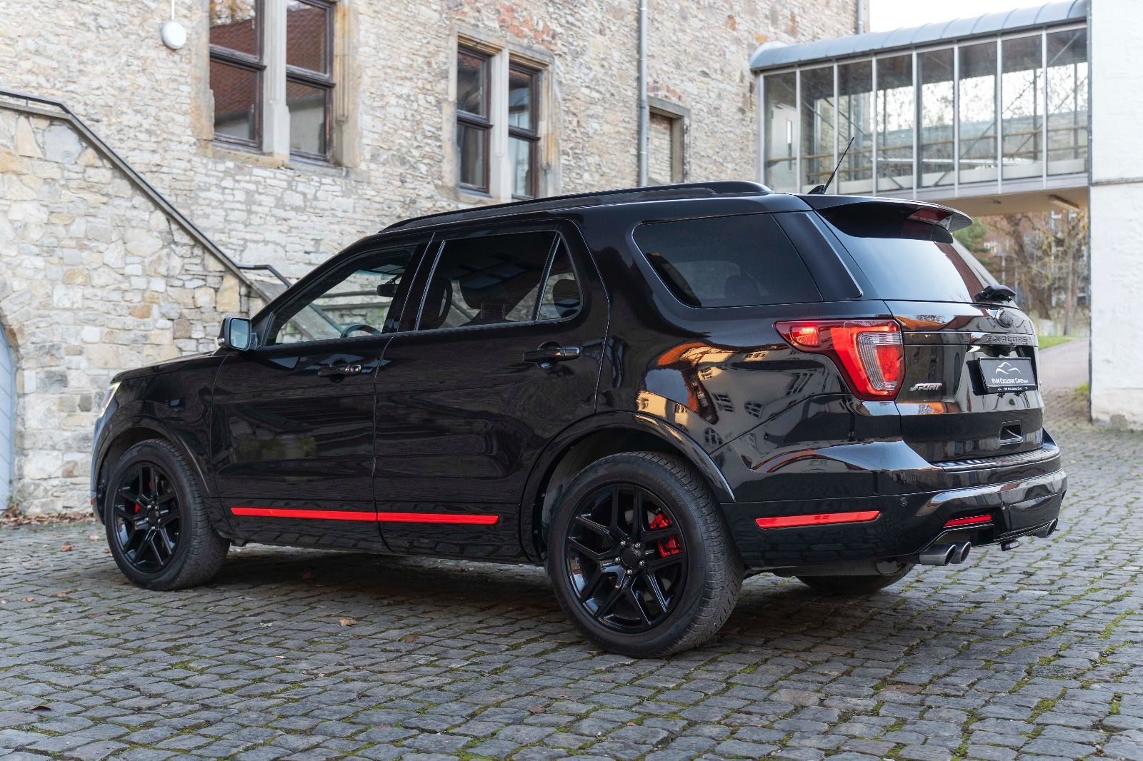 Fahrzeugabbildung Ford Explorer 3.5L SPORT 4X4 KAM TOTW M+S SZH/SZK