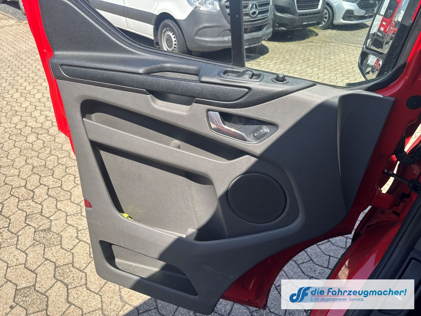 Fahrzeugabbildung Ford Transit Custom Tourneo 320 L1 Trend *4187 *EXPOR