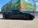 BMW M4 Competition xDrive G82 - BMW M4: G82