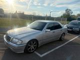 Mercedes-Benz W202 C240 Mercedes - gebrauchte Mercedes-Benz C 240 aus dem Jahr 1999