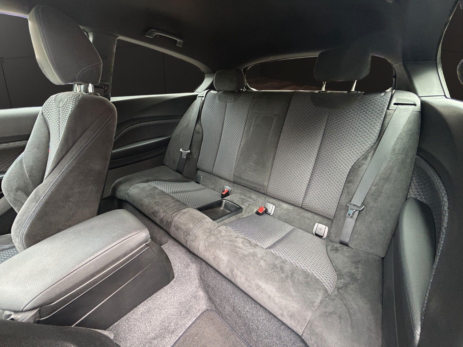 Fahrzeugabbildung BMW 116  3-trg. M Sport Paket