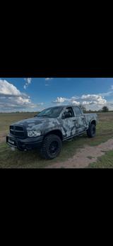 Andere Dodge Ram im Military Look Benzin und Gas - Andere aus 2004