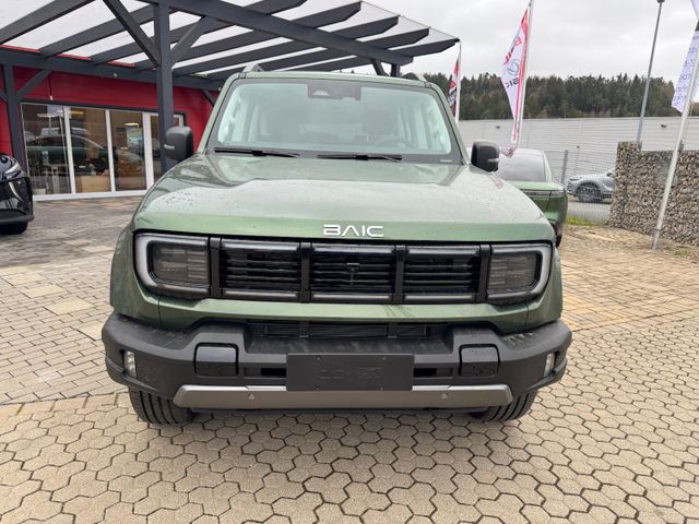 BAIC BJ40 2.0T 4WD 8 Gang AT PanoSitzhzg und Belüft.