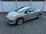 Peugeot 207 cc Platinum 120 - Peugeot 207 in Leverkusen