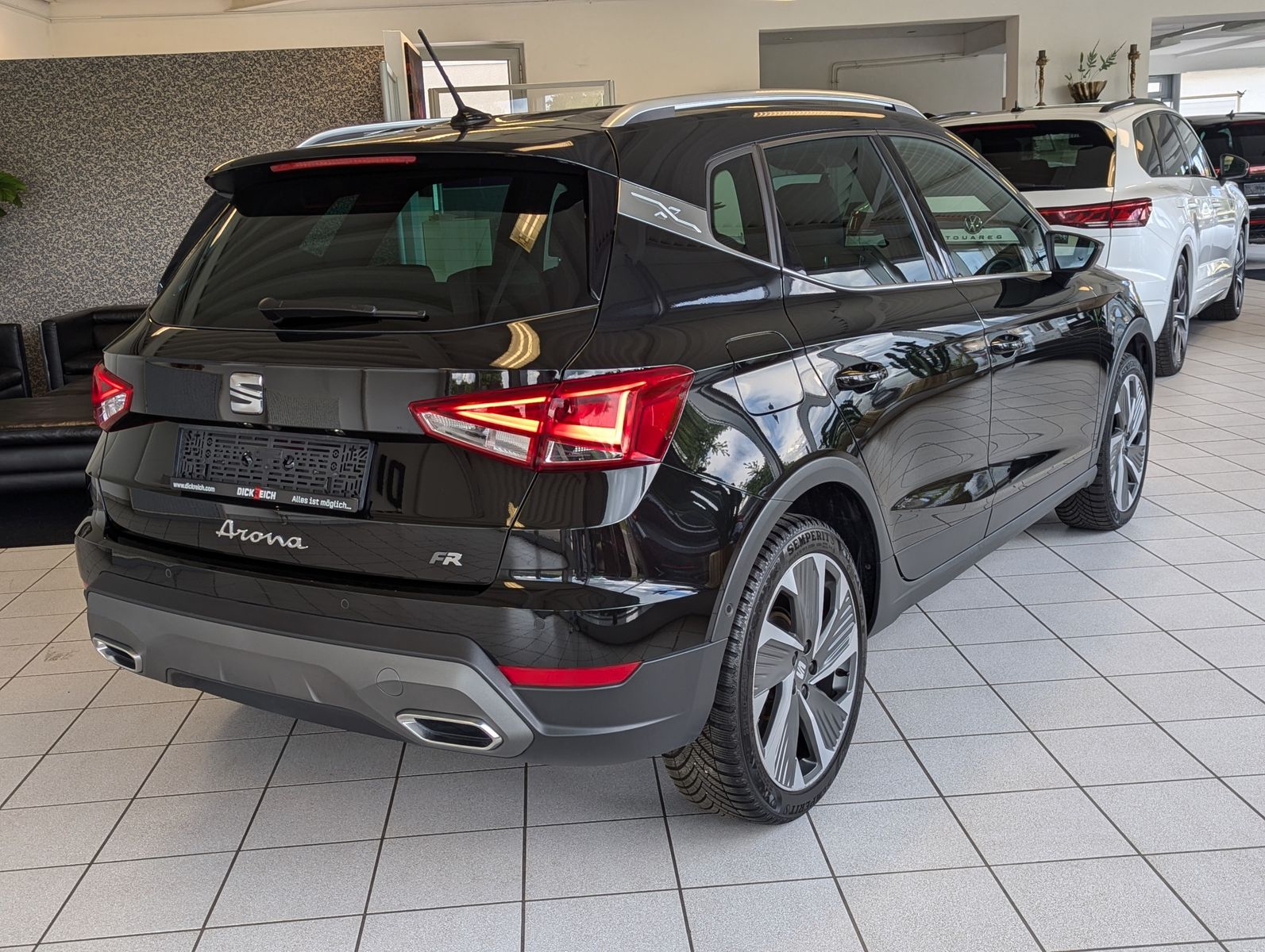 SEAT Arona 1.0 TSI FR DSG LED Dinamica ACC AHK Kamera - Image 7