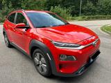 Hyundai Kona Style Elektro 150KW 204PS Navi 1.Hand TÜV - Hyundai KONA Gebrauchtwagen in München
