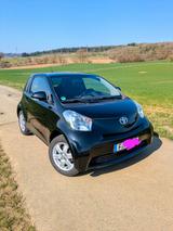 Toyota IQ Top Zustand. 2te Hand, TÜV02/28. 8xReifen - Toyota IQ: Iq2