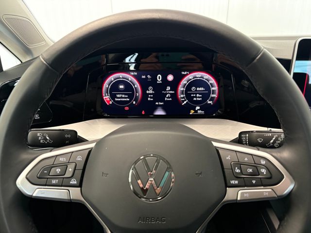 Golf VIII Life 1.5 TSI ACC LED SHZ LENKRADHZG