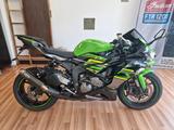 Kawasaki ZX6R mit Zubehör - Offers