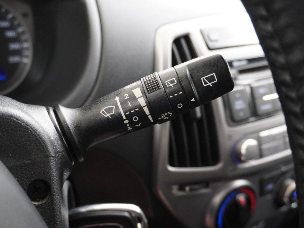 Hyundai i20 1.2i Go! Tempomate Händlerwartung