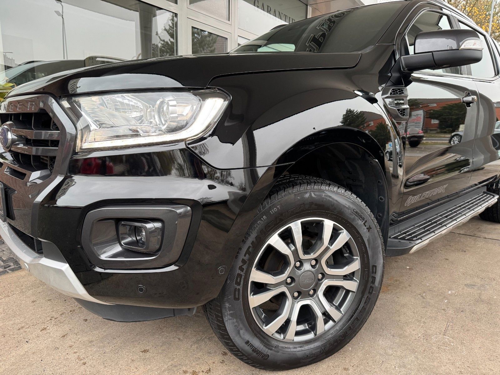 Fahrzeugabbildung Ford Ranger Wildtrak Doppelkabine 4x4 Leder/Navi/1.Hd