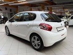 PEUGEOT 208 Allure|SHZ|PDC|BT|USB|Klimaanlage|Tempomat