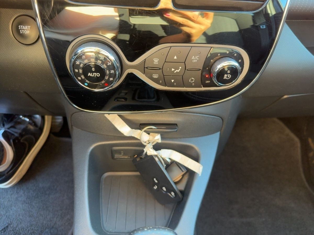 Fahrzeugabbildung Renault ZOE Intens R110 Z.E.40 Batt.-miete SHZ