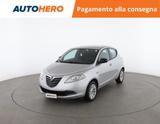 Lancia LANCIA Ypsilon 1.2 69 CV 5 porte Gold - silberne Lancia Ypsilon