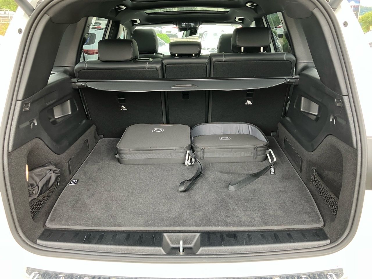 Fahrzeugabbildung Mercedes-Benz EQB 350 4M BONUS+AHK+PANO+LENKRADHEIZ+KAMERA+