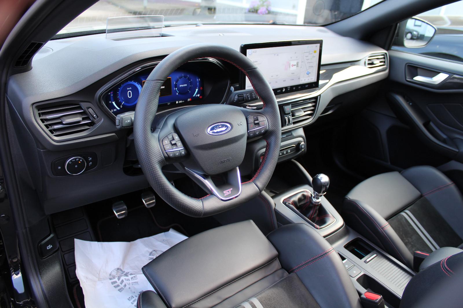 Ford Focus 2,3 ST X 1.HAND+PANO+B&O+HUD+KAMERA+TOTW++, миниатюра 20