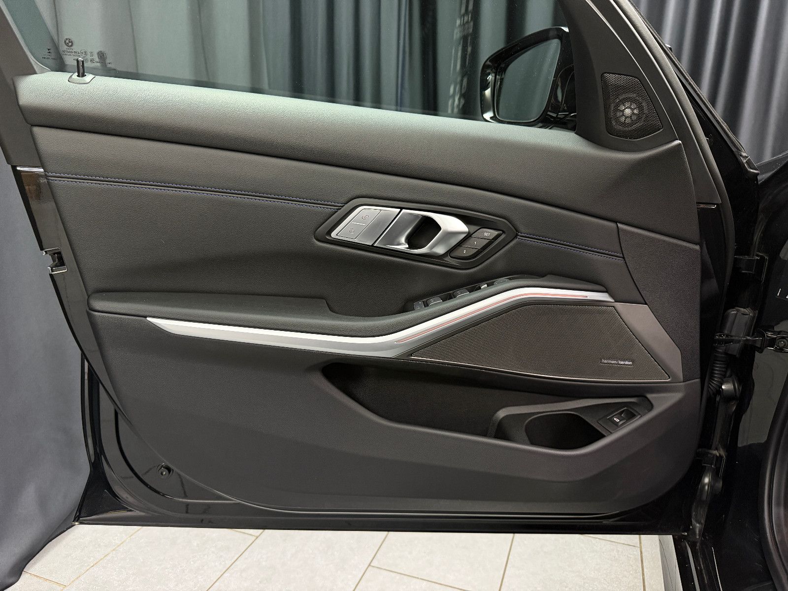 Fahrzeugabbildung BMW M340i Limousine xDrive |M-SITZE|H/K|PANO