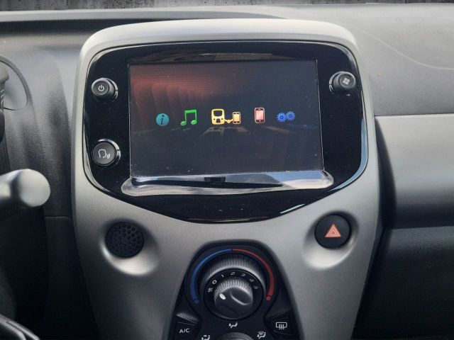Aygo 1.0 Team D (EURO 6d) x-play Team D