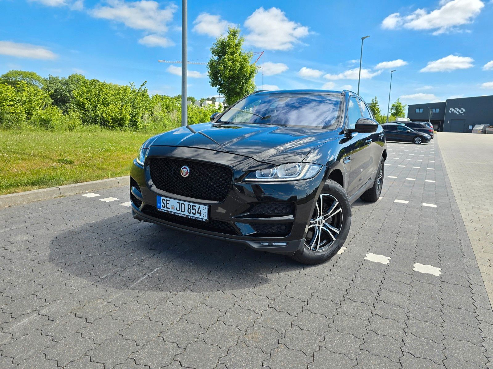 JAGUAR F-Pace