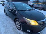 Toyota Avensis Combi 1,8-l-Valvematic Life - Toyota Avensis mit Benzin-Antrieb: Kombi, 1.8