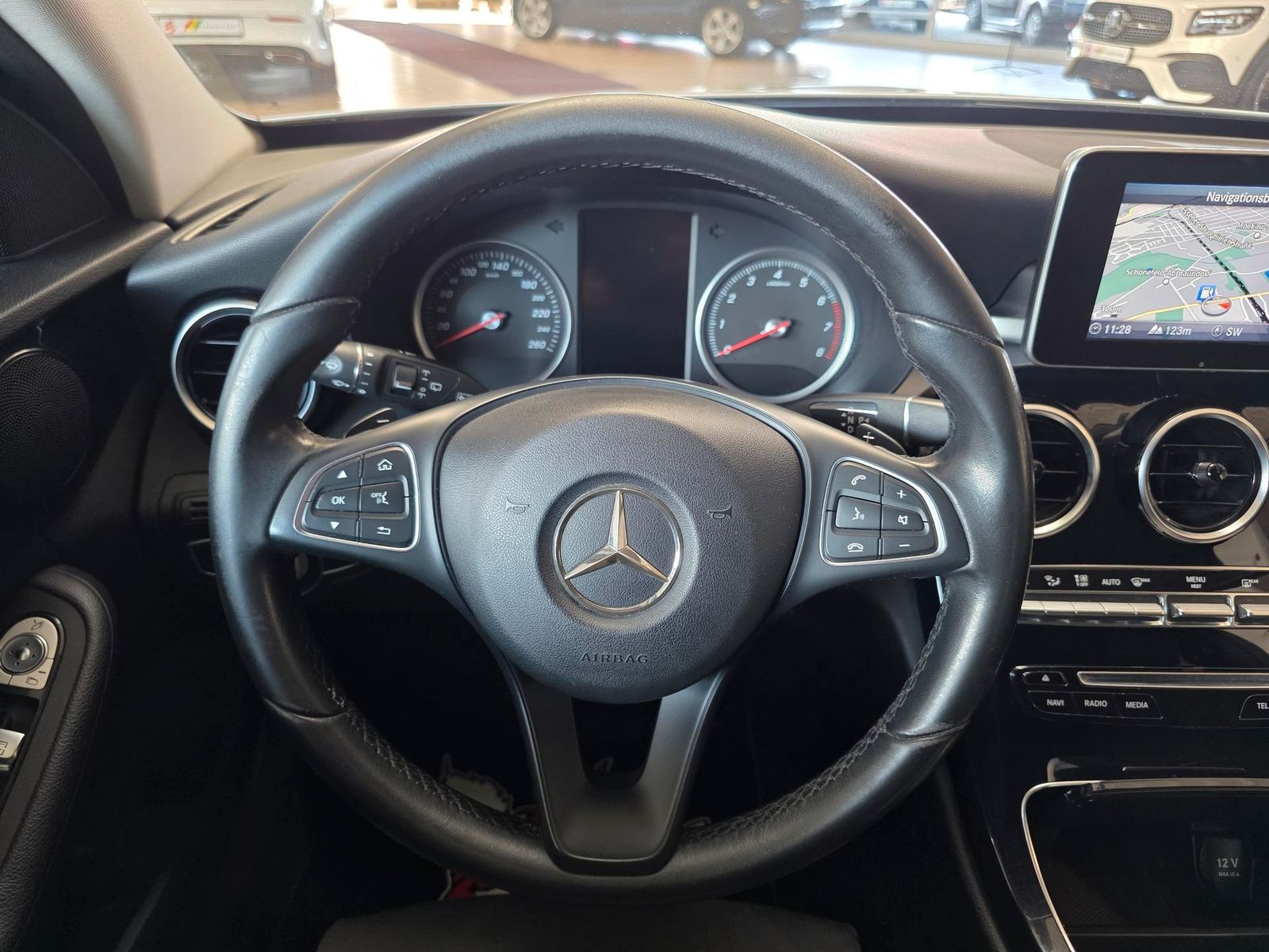 Fahrzeugabbildung Mercedes-Benz C180T Autom. /LED/Navi/3x Klima/Totwinkel/CAM