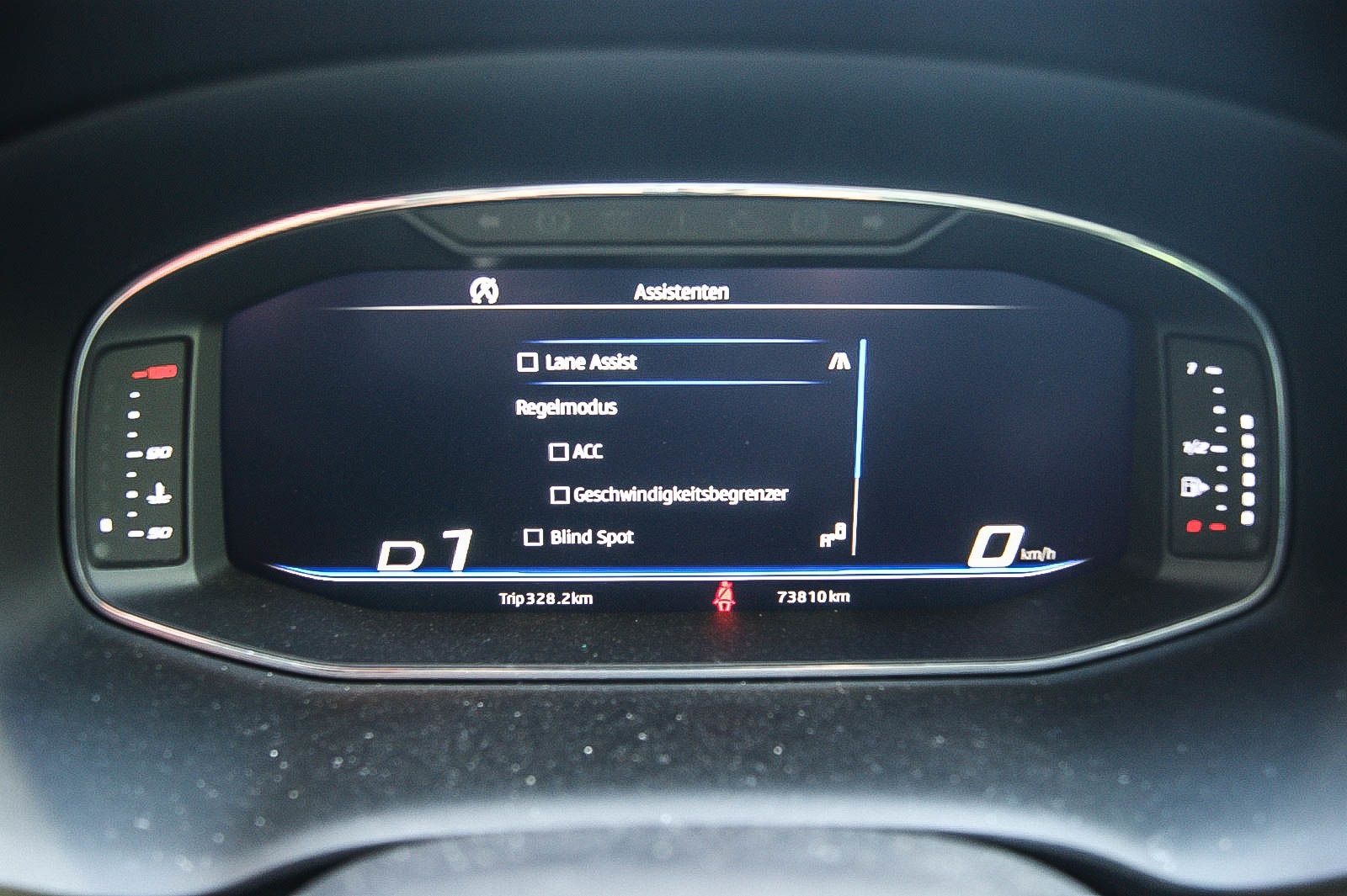 Fahrzeugabbildung SEAT Ateca 2.0 TDI DSG Style VIRTUAL BUSINESS ANHKZGV