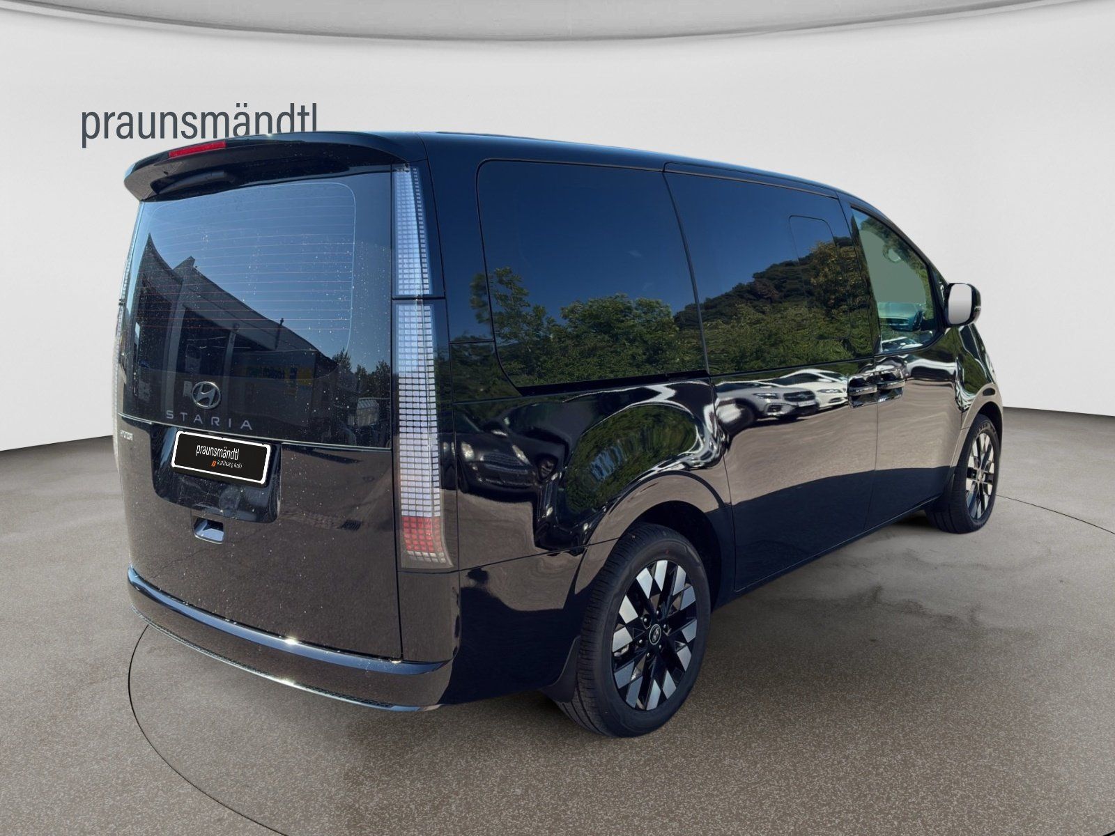 Hyundai Staria – Bild 3