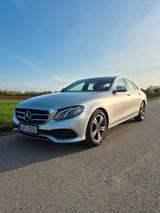 Mercedes-Benz E 220 d Autom. - Tüv neu/Scheckheftgepflegt - Mercedes-Benz E 220 Gebrauchtwagen in München