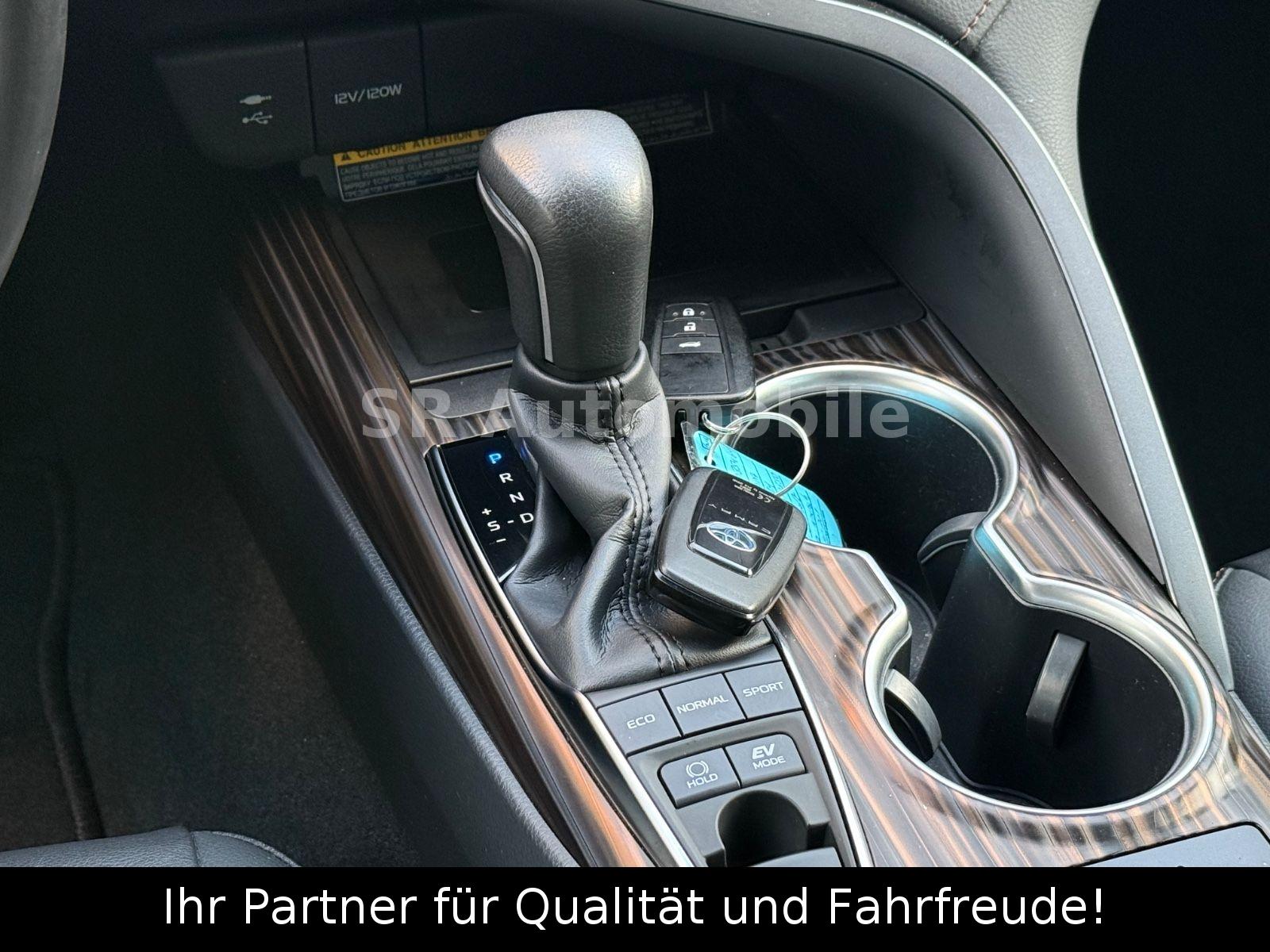 TOYOTA CAMRY HYBRID EXECUTIVE 2.5 218ch - SIÈGES CHAUFFANTS CUIR - GPS - RÉGULATEUR ADAPTATIF ACC - CAMÉRA DE RECUL