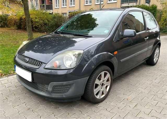 Ford Fiesta 1.4 Klimaautomatik Allwetterre...