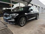 BMW X3 xDrive 20 d Luxury Line - BMW X3: Line X