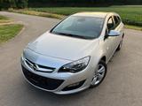 Opel Astra J *Energy*  TÜV, Öl, Filter - NEU! - Opel Astra: Kombi, F