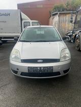 Ford Fiesta 1,3 44 kW Klima allwetterreifen  - Ford Fiesta aus 2004: 1.4
